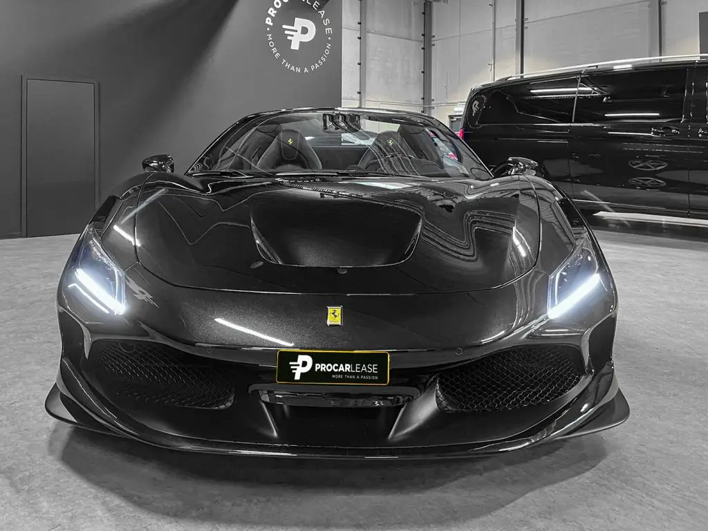 Photo 1 : Ferrari F8 2022 Essence