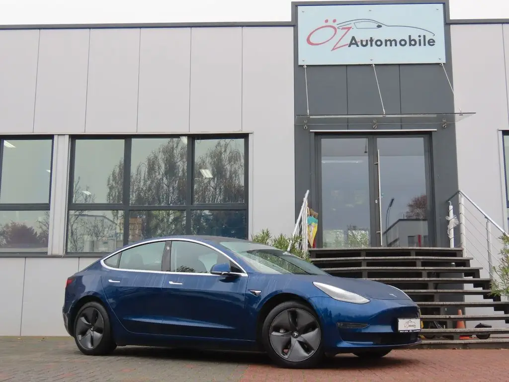 Photo 1 : Tesla Model 3 2019 Non renseigné