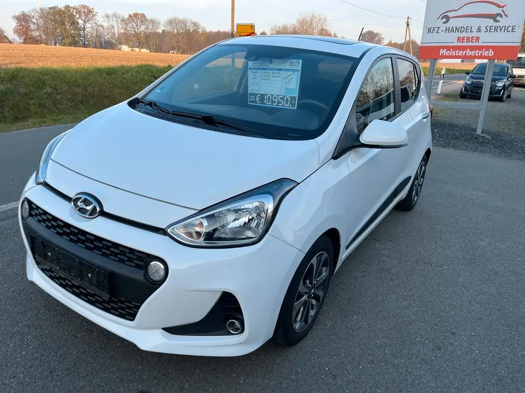 Photo 1 : Hyundai I10 2017 Essence