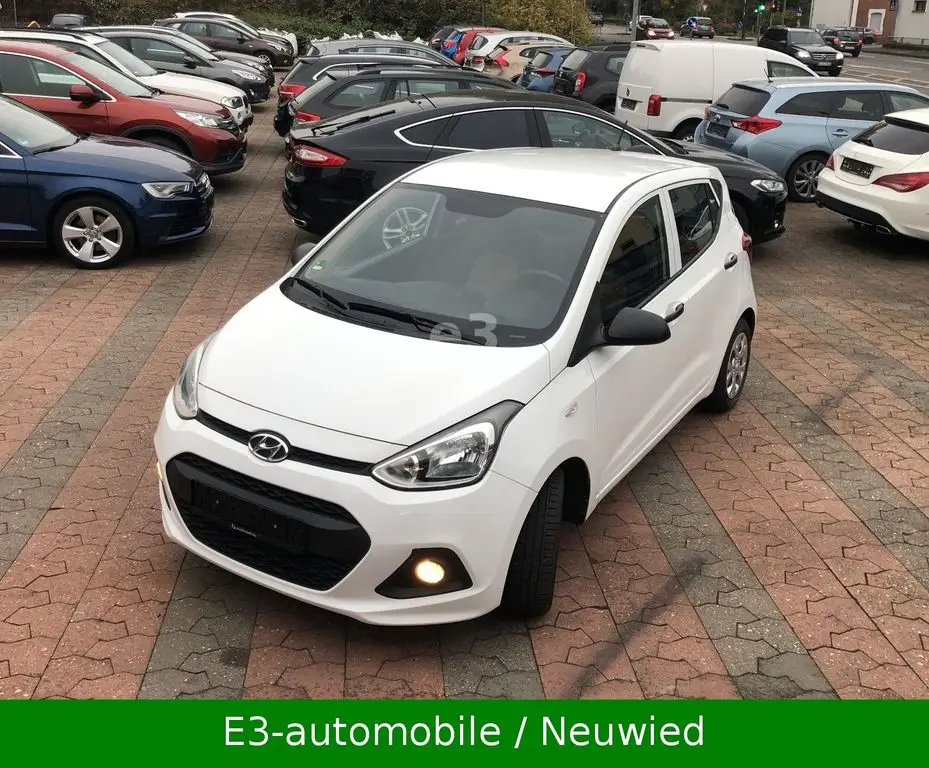 Photo 1 : Hyundai I10 2015 Petrol