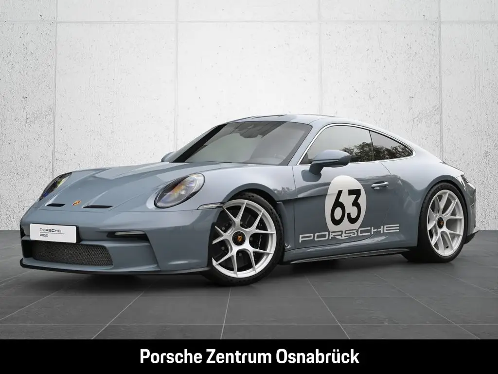 Photo 1 : Porsche 992 2024 Essence