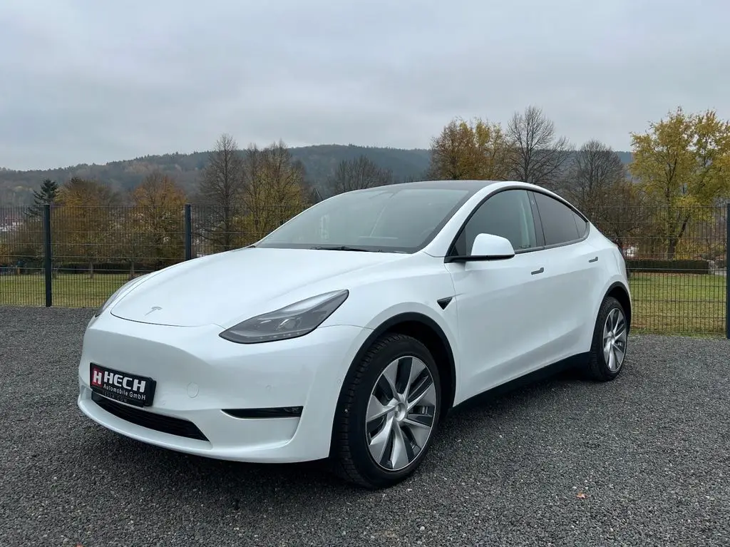 Photo 1 : Tesla Model Y 2021 Non renseigné