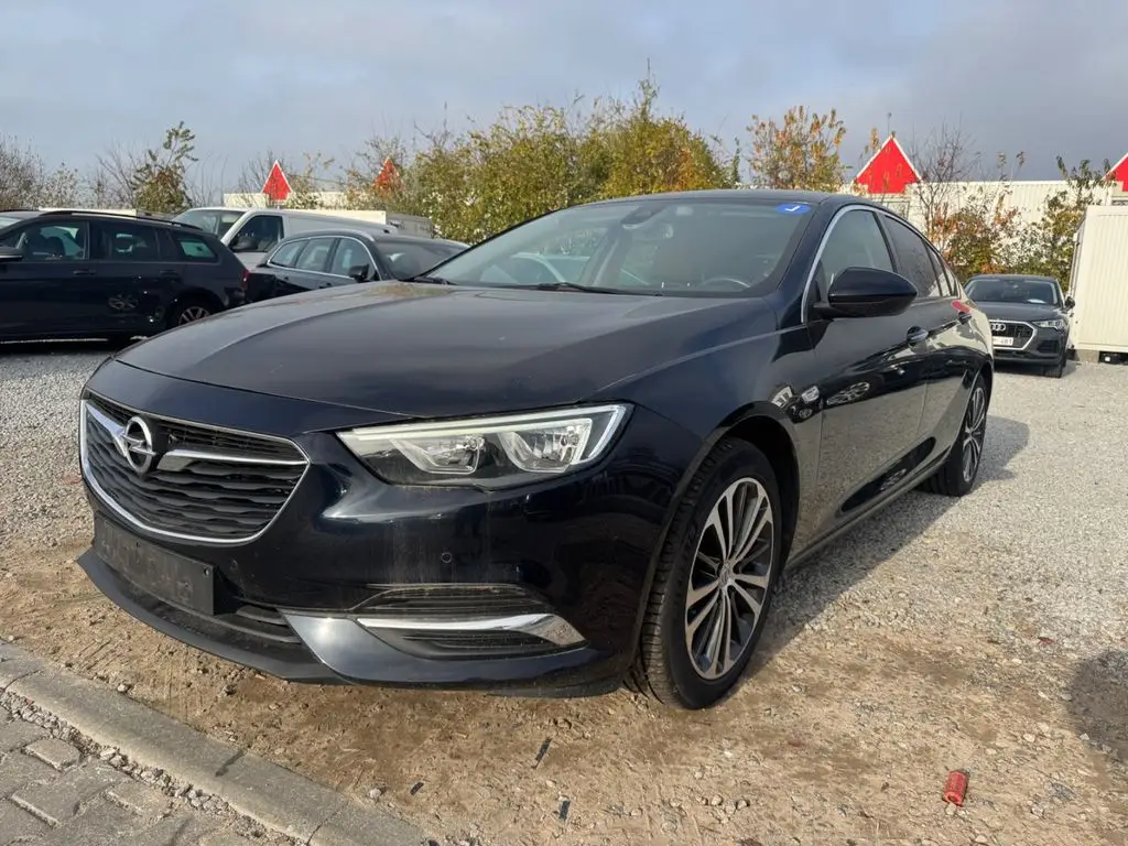 Photo 1 : Opel Insignia 2018 Essence