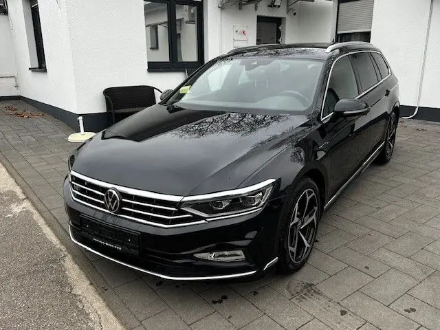 Photo 1 : Volkswagen Passat 2021 Diesel