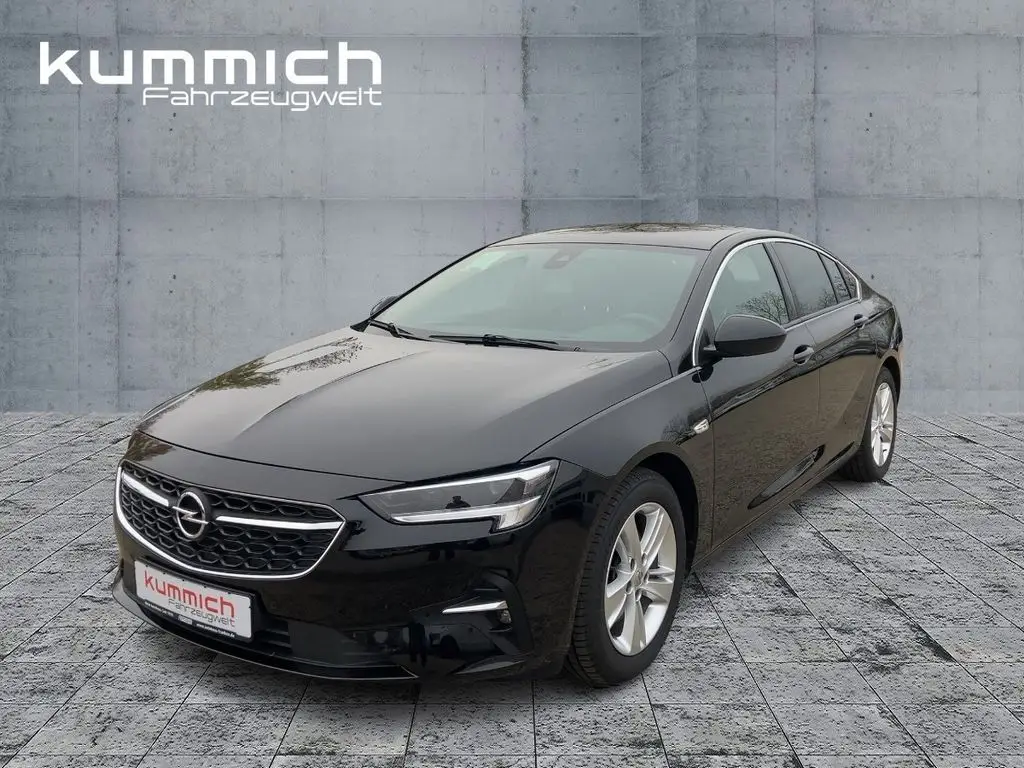 Photo 1 : Opel Insignia 2021 Essence