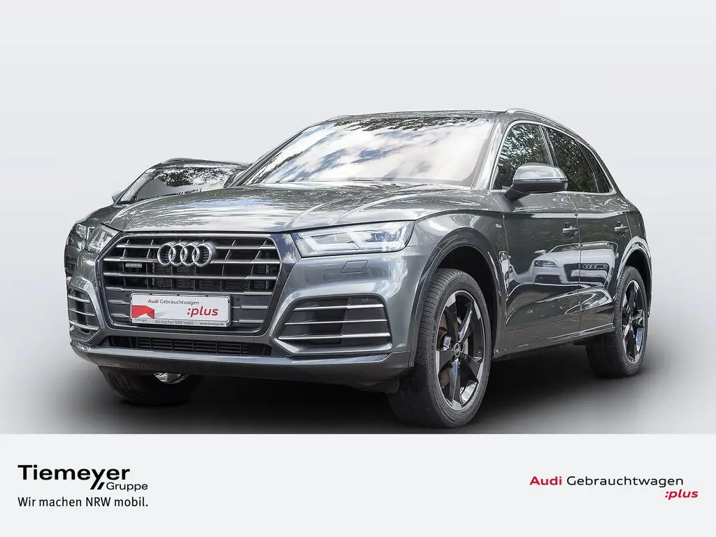 Photo 1 : Audi Q5 2020 Hybrid