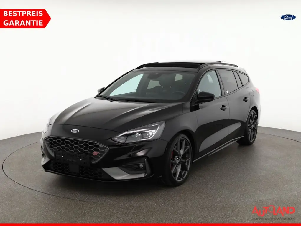 Photo 1 : Ford Focus 2019 Essence