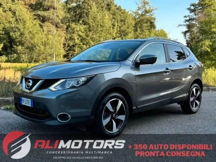 Photo 1 : Nissan Qashqai 2017 Diesel