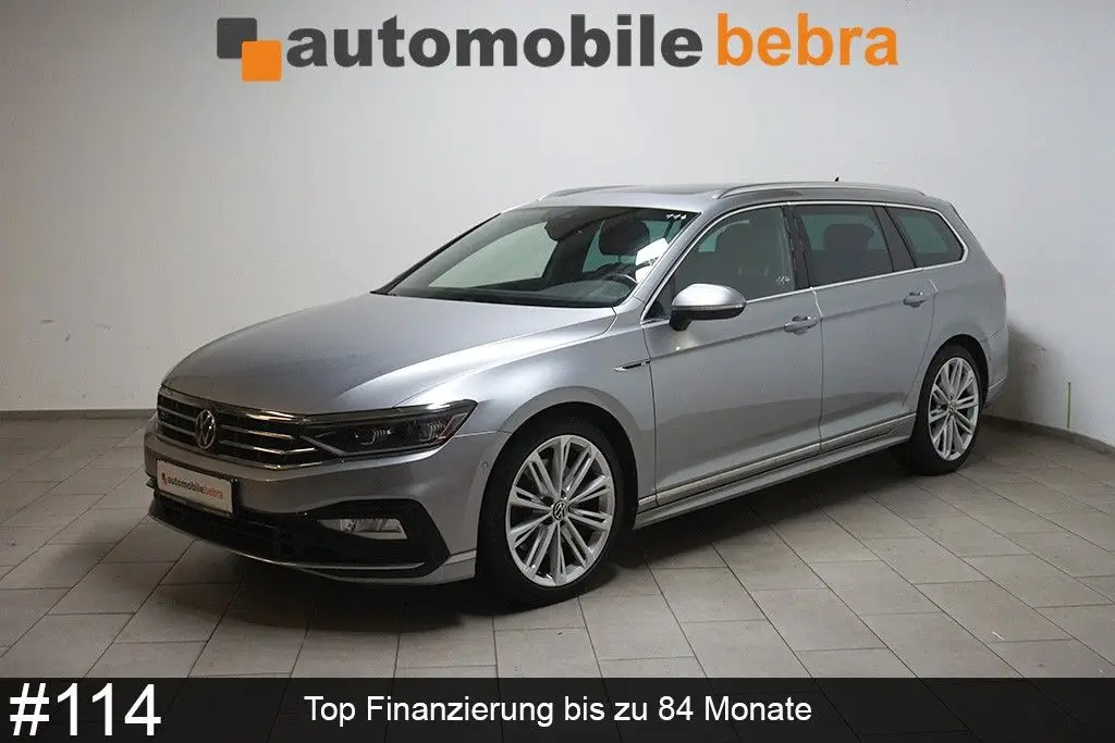 Photo 1 : Volkswagen Passat 2021 Essence