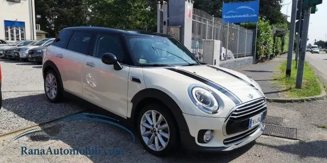 Photo 1 : Mini Cooper 2017 Diesel