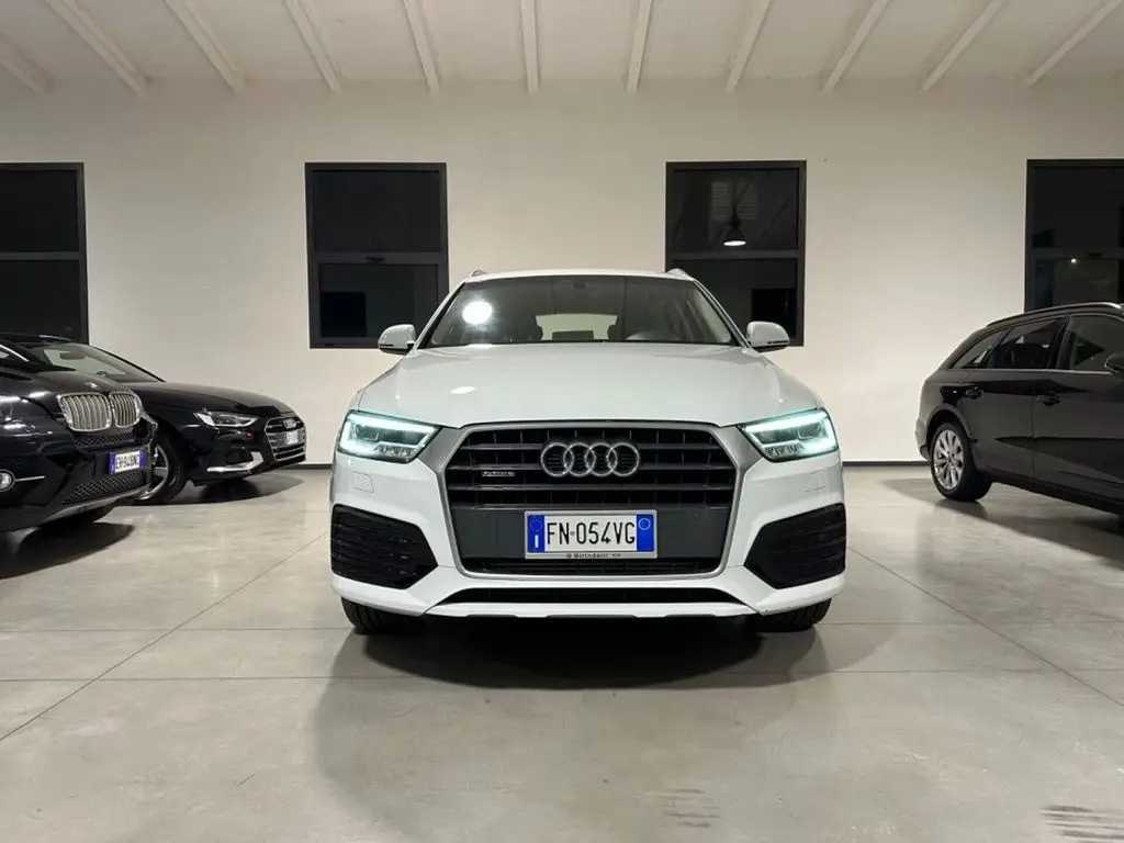 Photo 1 : Audi Q3 2018 Essence