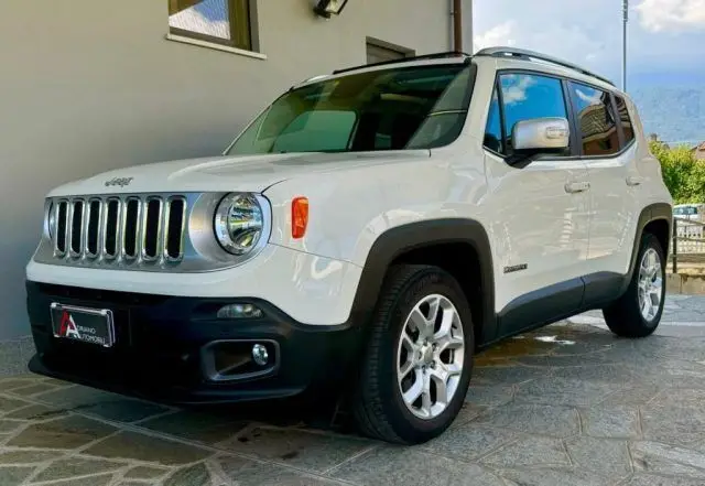 Photo 1 : Jeep Renegade 2016 Diesel