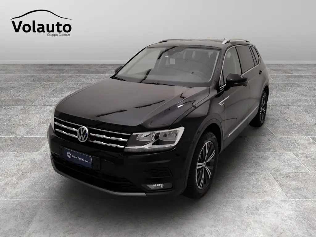 Photo 1 : Volkswagen Tiguan 2021 Essence