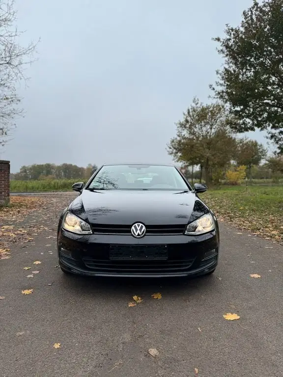 Photo 1 : Volkswagen Golf 2016 Diesel