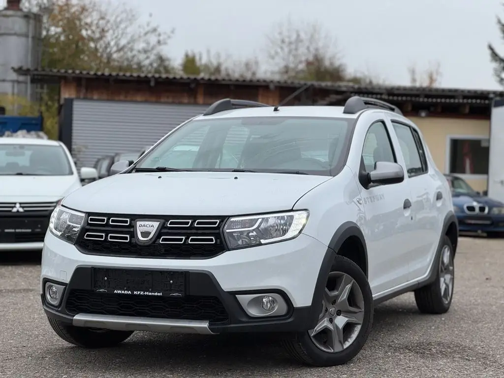 Photo 1 : Dacia Sandero 2019 Petrol