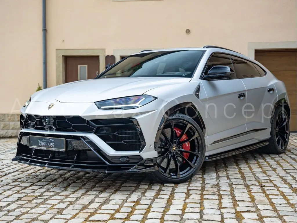 Photo 1 : Lamborghini Urus 2022 Petrol