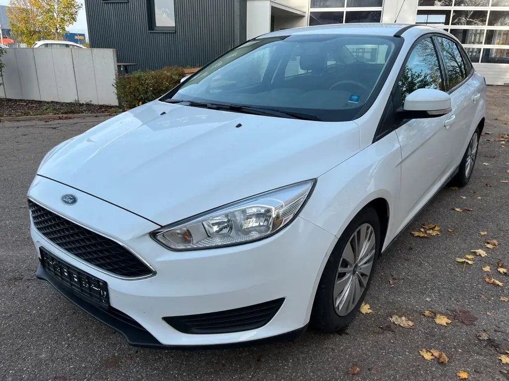 Photo 1 : Ford Focus 2016 Diesel