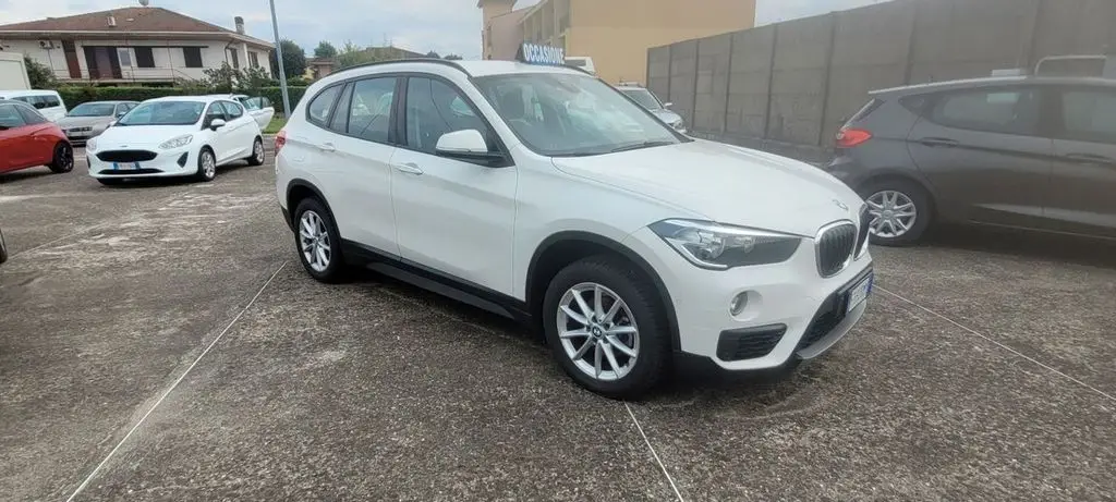 Photo 1 : Bmw X1 2018 Diesel