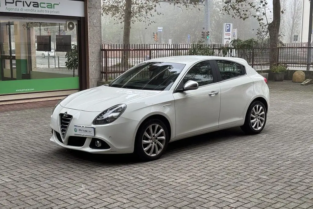 Photo 1 : Alfa Romeo Giulietta 2015 Diesel