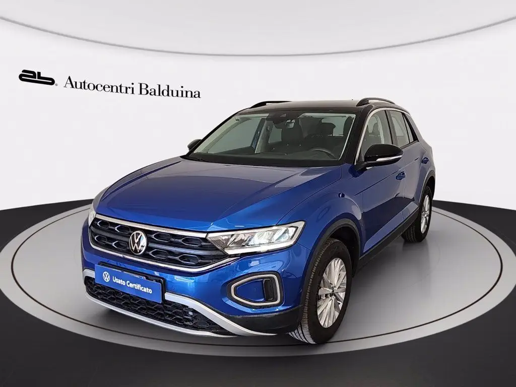 Photo 1 : Volkswagen T-roc 2023 Essence