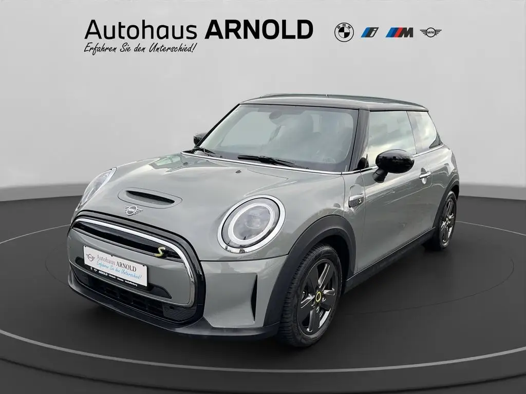 Photo 1 : Mini Cooper 2022 Non renseigné