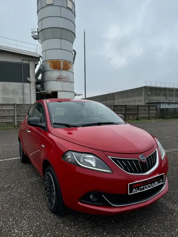 Photo 1 : Lancia Ypsilon 2021 Hybride