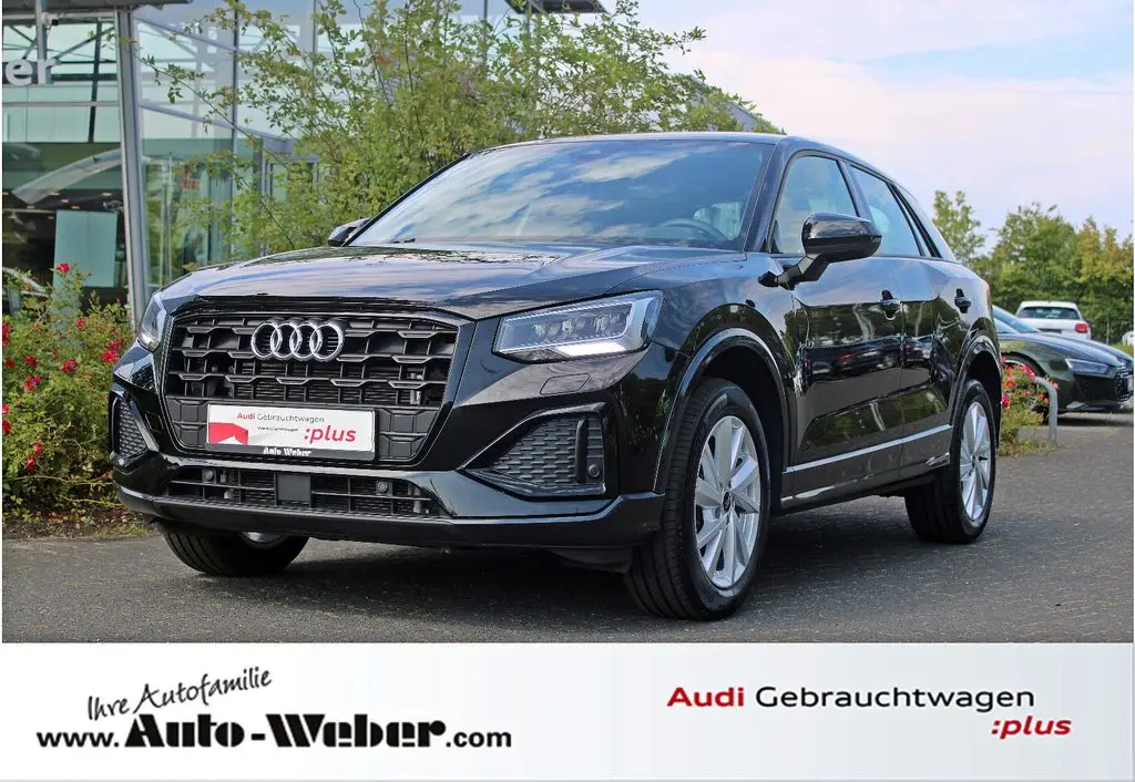 Photo 1 : Audi Q2 2023 Petrol