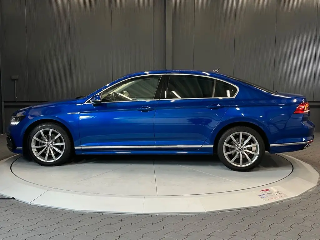 Photo 1 : Volkswagen Passat 2021 Diesel