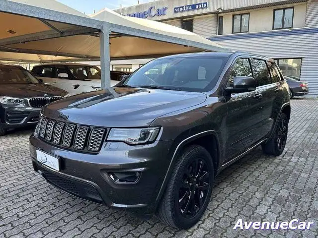 Photo 1 : Jeep Grand Cherokee 2017 Diesel