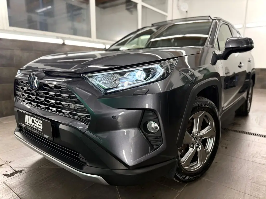 Photo 1 : Toyota Rav4 2020 Hybrid