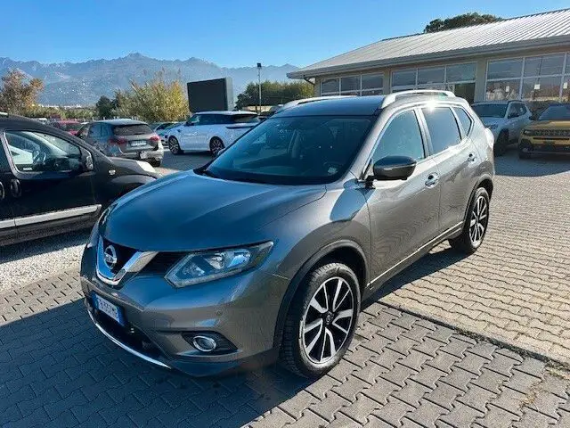 Photo 1 : Nissan X-trail 2016 Diesel