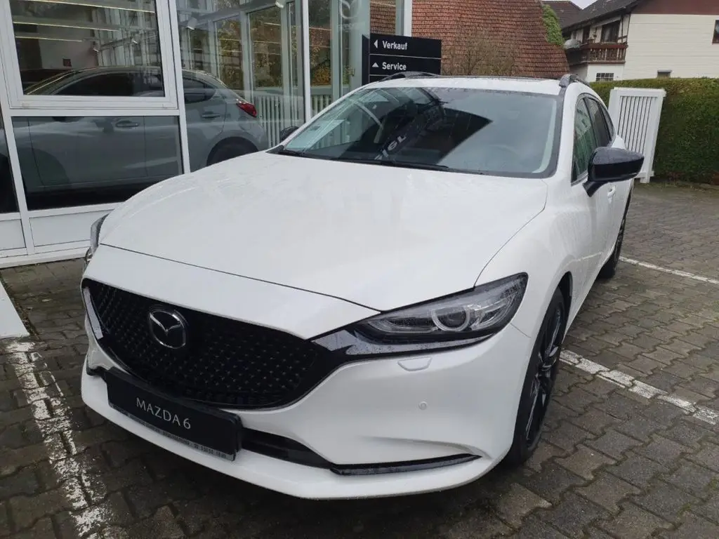 Photo 1 : Mazda 6 2023 Petrol