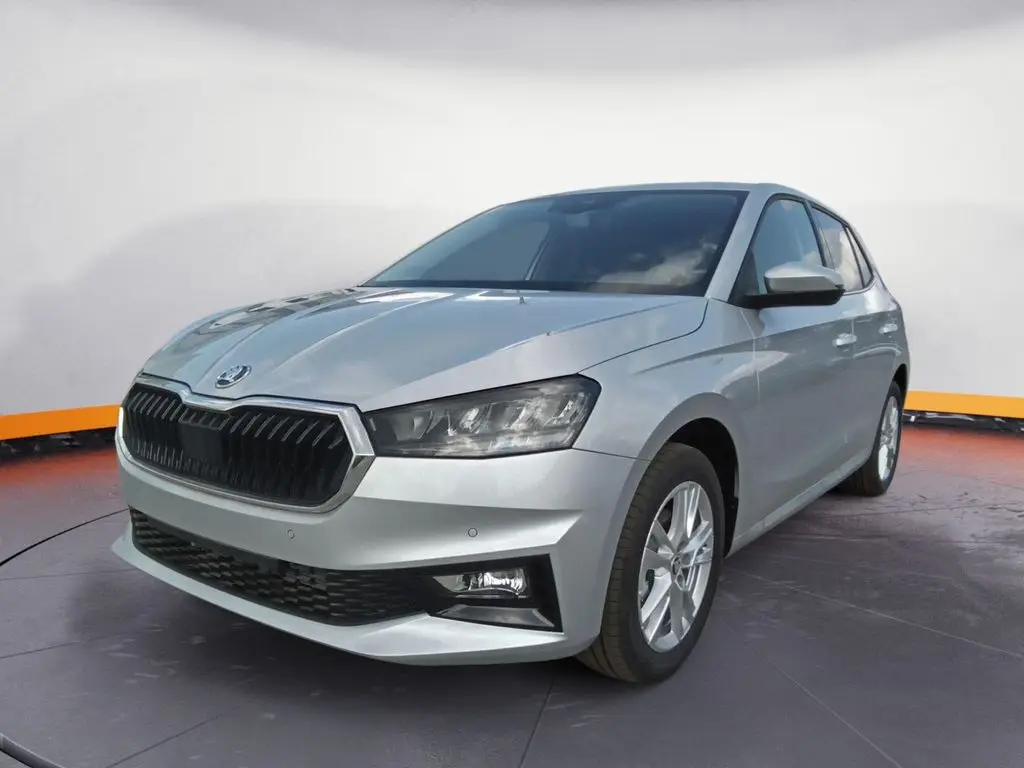 Photo 1 : Skoda Fabia 2024 Petrol