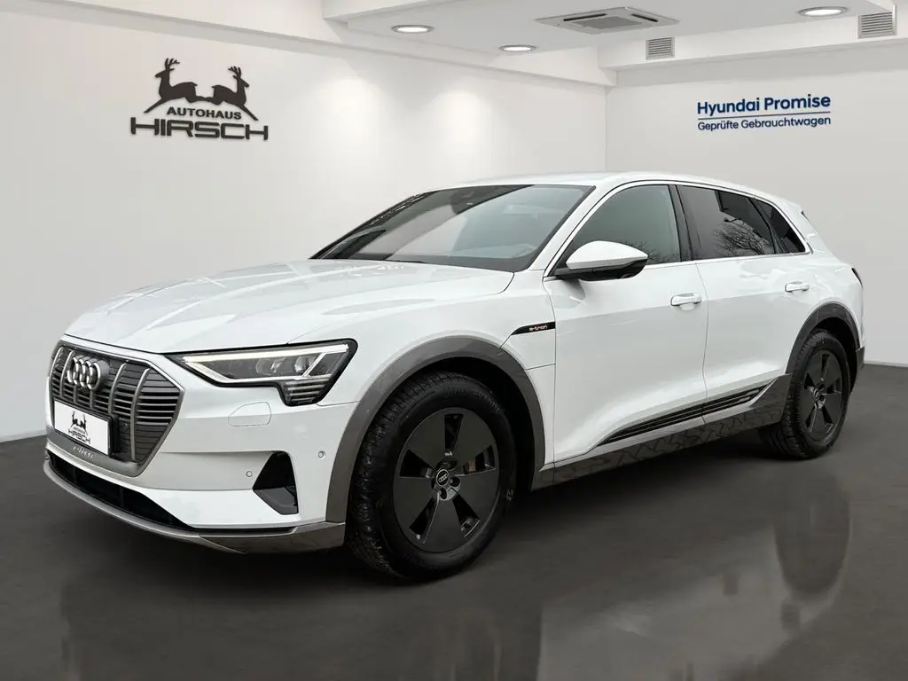 Photo 1 : Audi E-tron 2022 Non renseigné