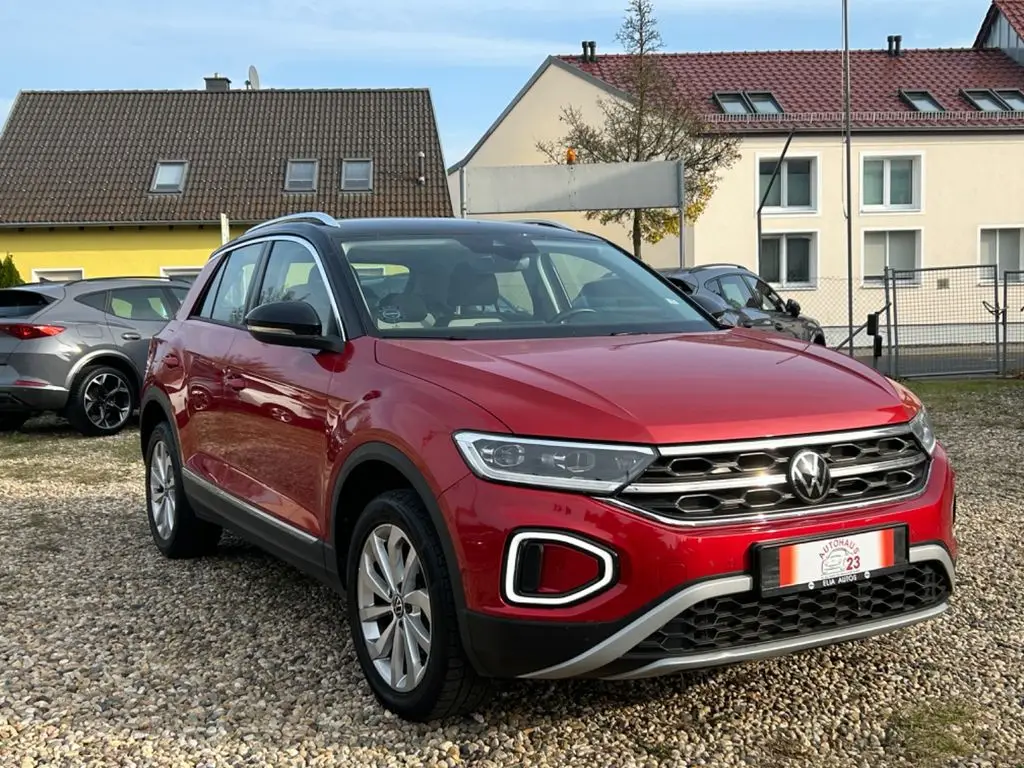 Photo 1 : Volkswagen T-roc 2023 Petrol