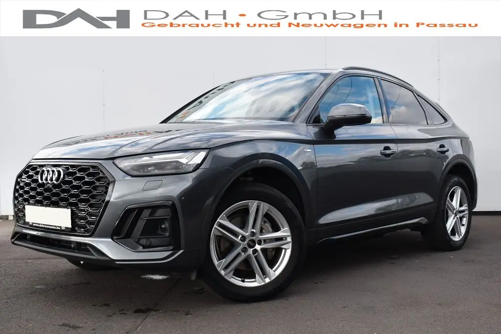 Photo 1 : Audi Q5 2023 Diesel