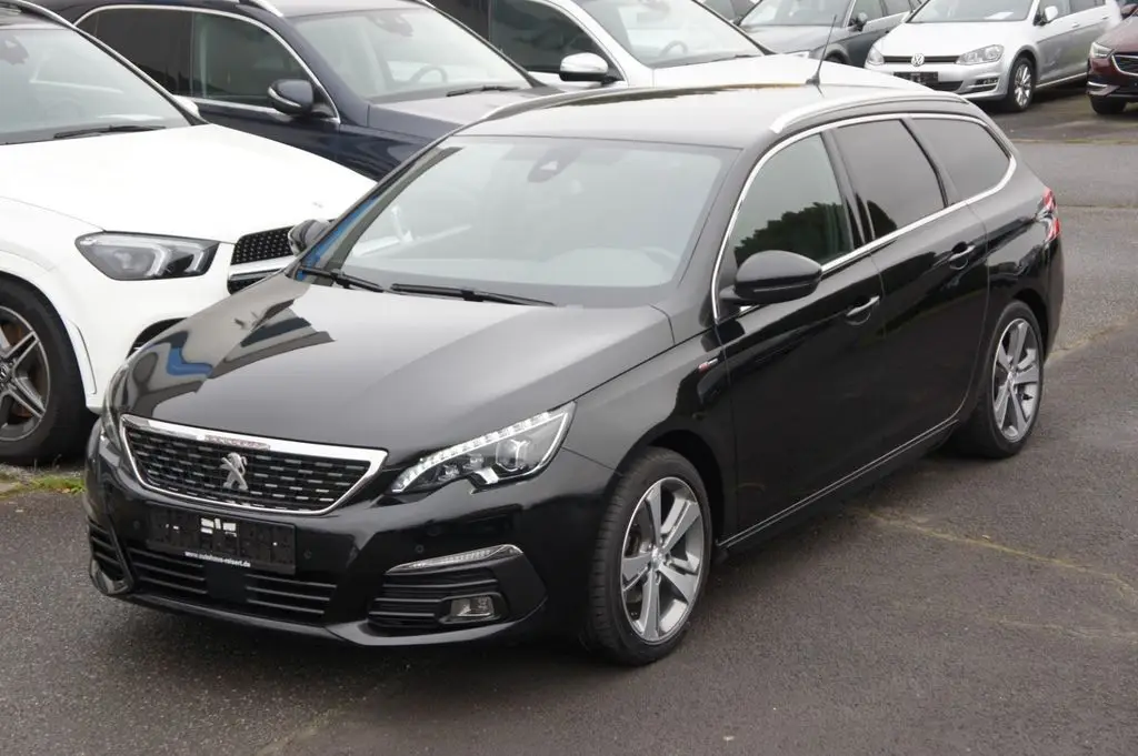 Photo 1 : Peugeot 308 2019 Essence