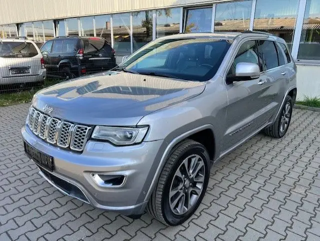 Photo 1 : Jeep Grand Cherokee 2017 Diesel