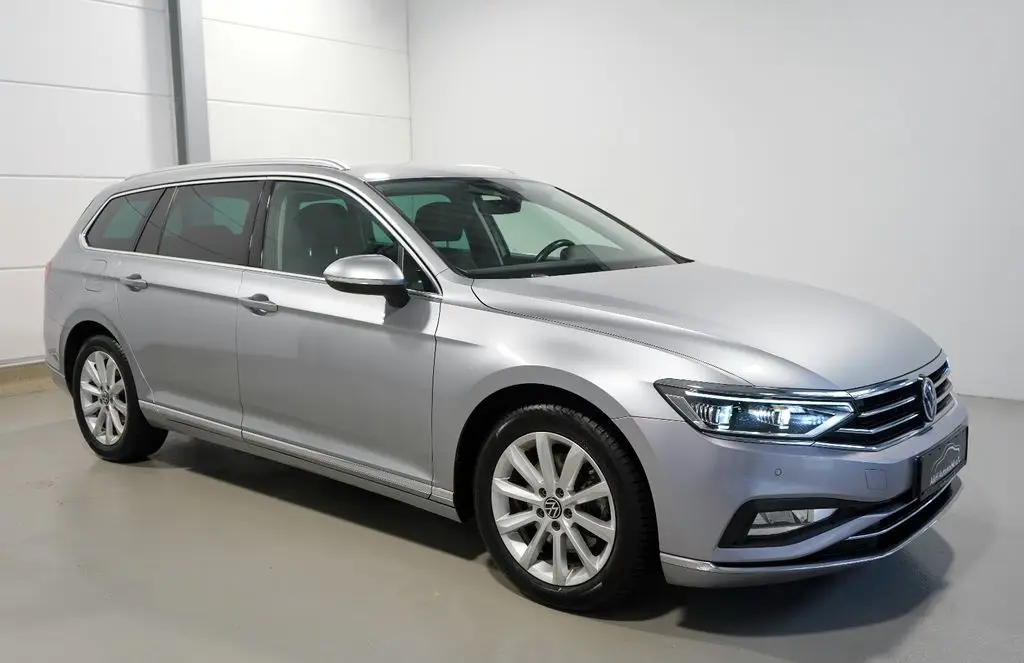 Photo 1 : Volkswagen Passat 2020 Diesel