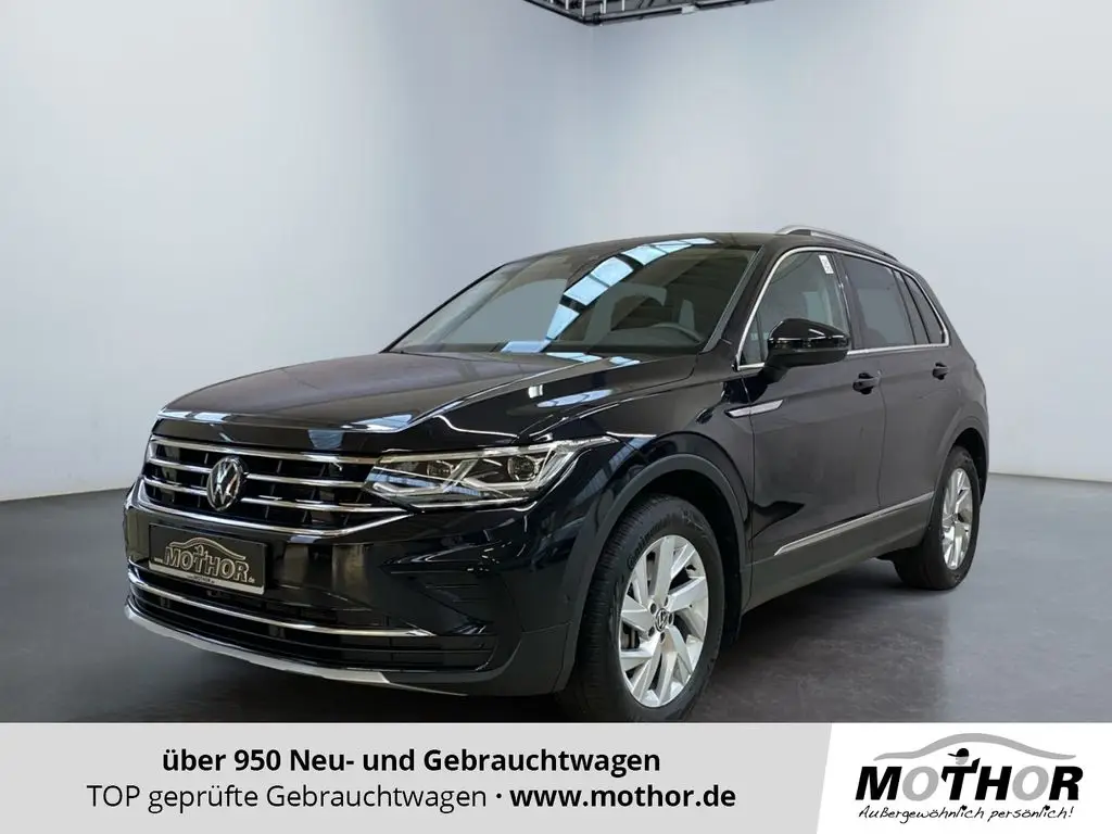 Photo 1 : Volkswagen Tiguan 2023 Essence