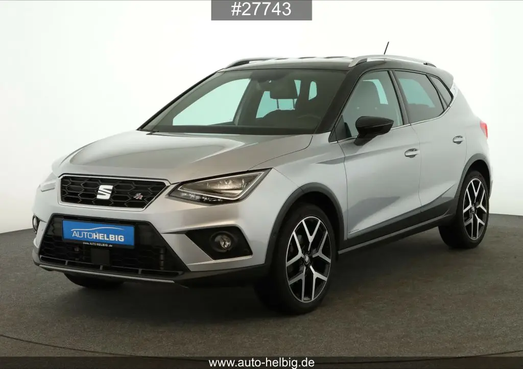 Photo 1 : Seat Arona 2021 Petrol