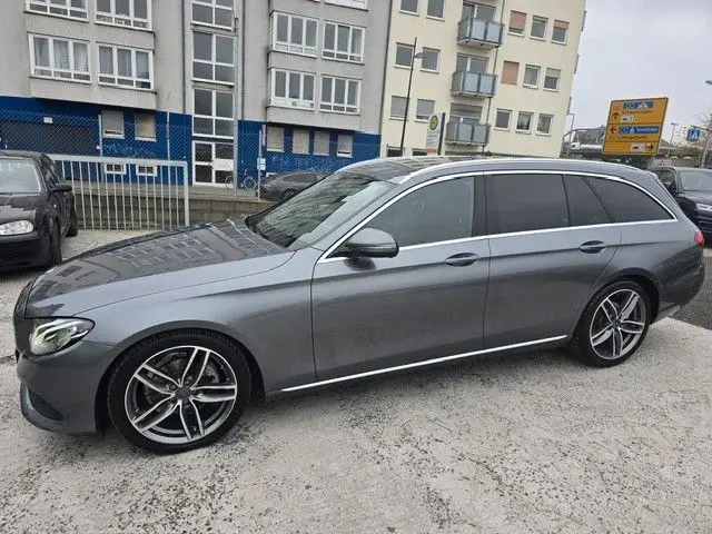 Photo 1 : Mercedes-benz Classe E 2018 Essence