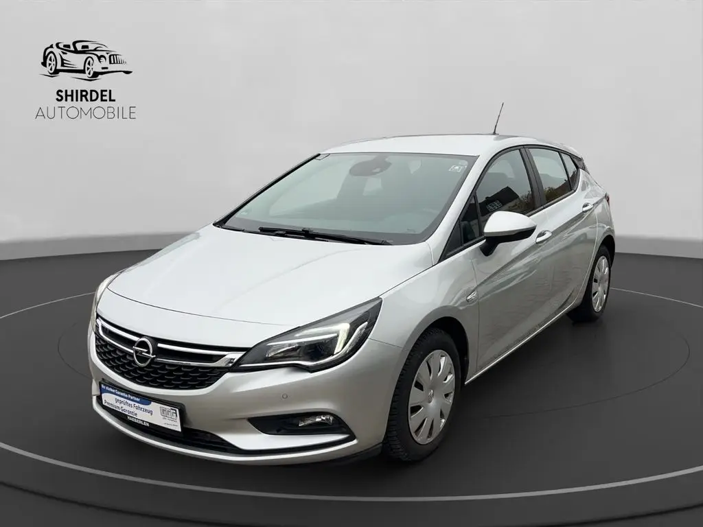 Photo 1 : Opel Astra 2019 Diesel