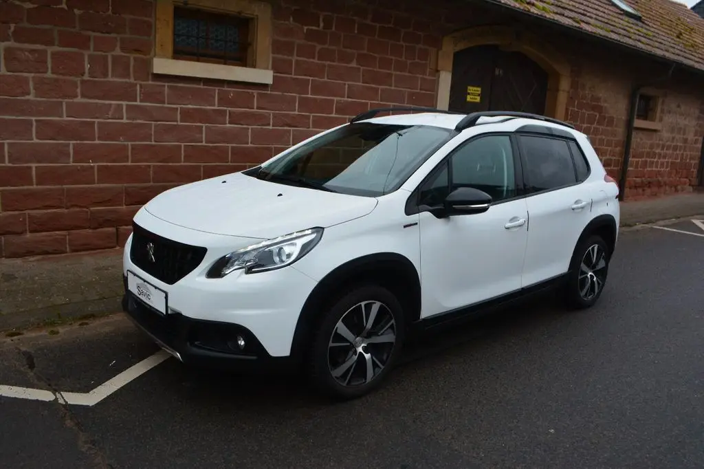 Photo 1 : Peugeot 2008 2018 Petrol