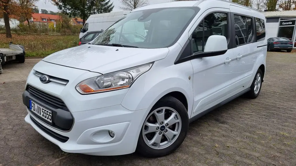 Photo 1 : Ford Grand Tourneo 2015 Diesel