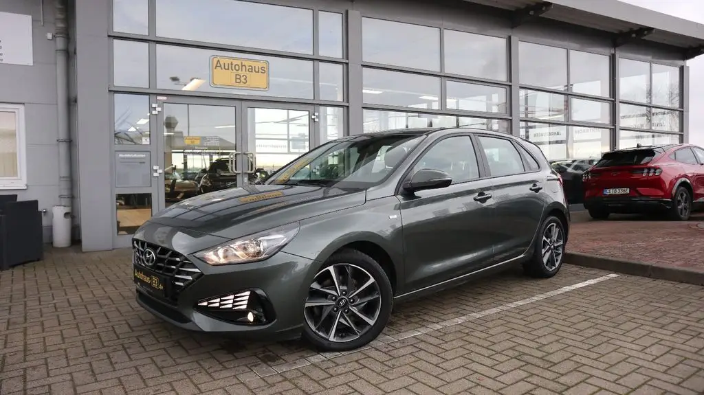 Photo 1 : Hyundai I30 2022 Petrol