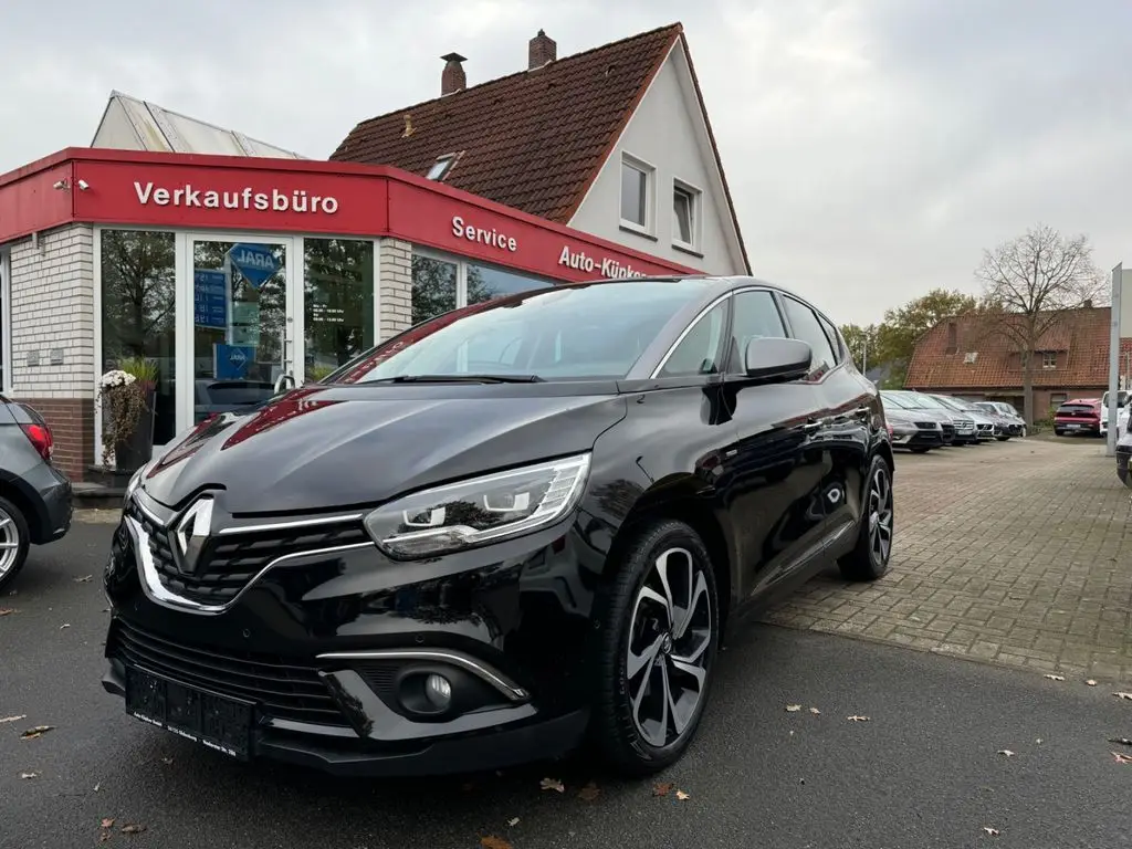 Photo 1 : Renault Scenic 2018 Essence