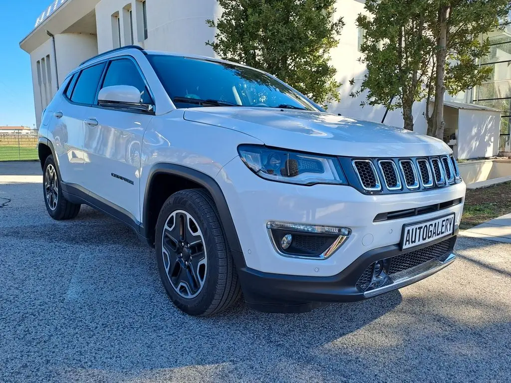 Photo 1 : Jeep Compass 2017 Diesel