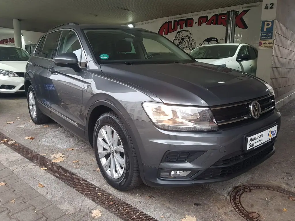 Photo 1 : Volkswagen Tiguan 2018 Essence