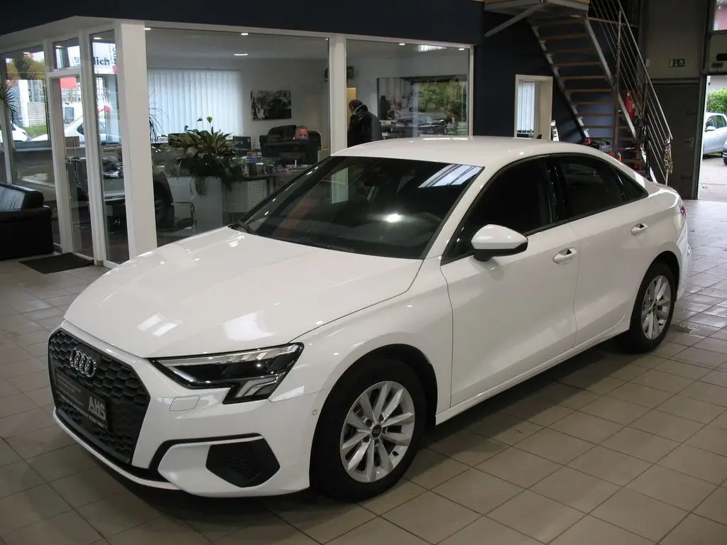 Photo 1 : Audi A3 2021 Petrol